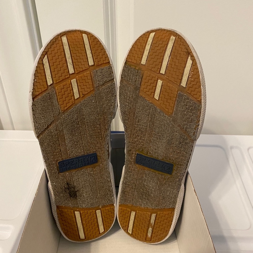 Kids Sperry’s - Picture 2 of 2